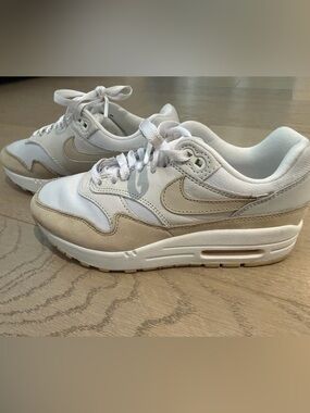 Nike Air Max 1 Premium ‘Sanddrift’ FB5060-100